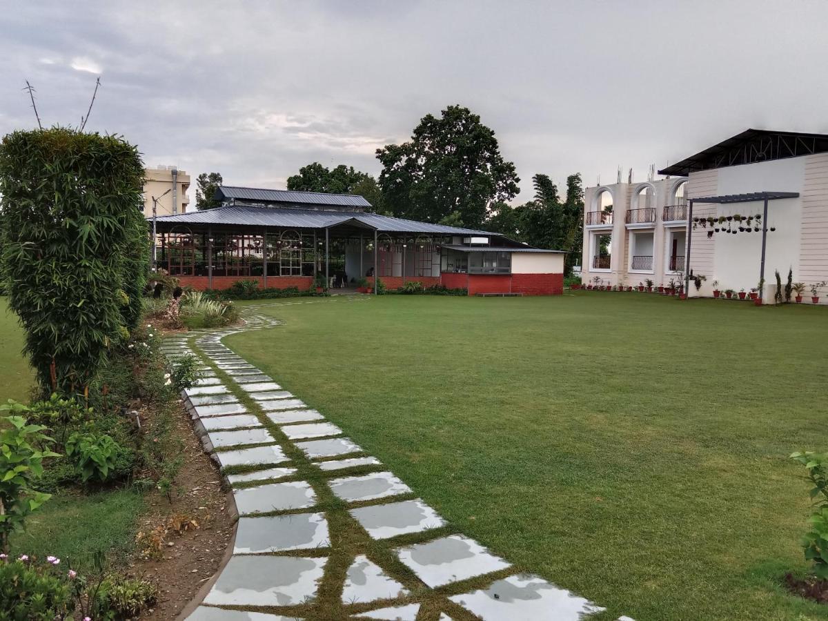 Aar Resort & Spa Jhājra Exterior foto